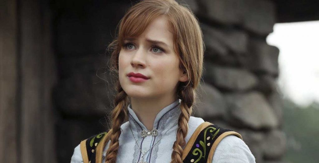 Elizabeth Lail Dean 