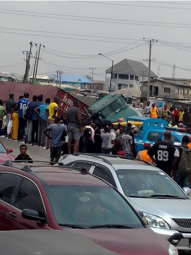 Falling container kills driver in Lagos