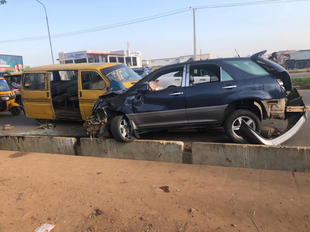 One dies as SUV rams into tricycle in Lagos