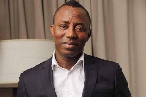 Omoyele-Sowore-again-696x464
