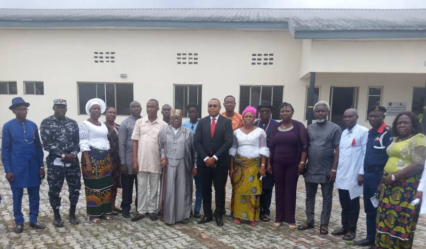 *Representatives of the community in the new health centre, Kaiama, Bayelsa State