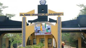 OOU bars students from classes for wearing sandals