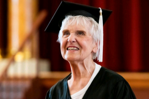 90-year-old woman graduates from US varsity