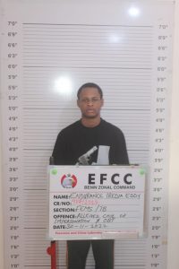 EFCC nabs 19-year-old for alleged £450,000.00 fraud