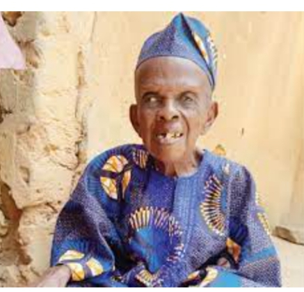 Alaafin of Oyo oldest Palace worker, Baba Keji, dies at 120