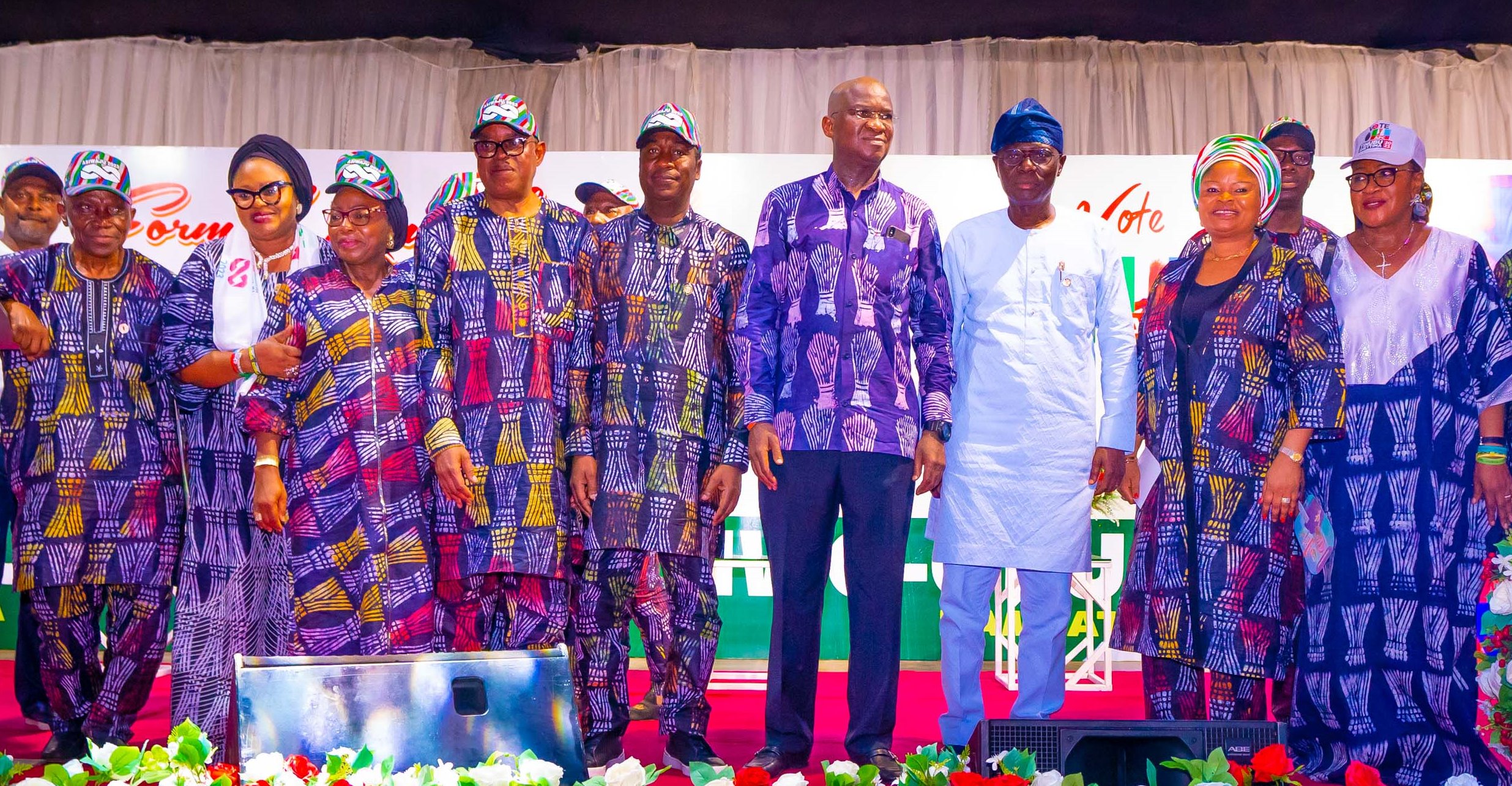 2023: Fashola inaugurates 10,000-foot soldiers for Tinubu, Sanwo-Olu