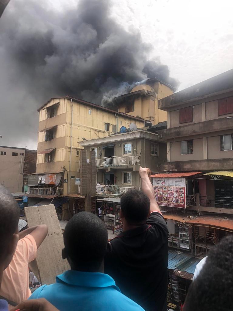 Fire razes building in Lagos market