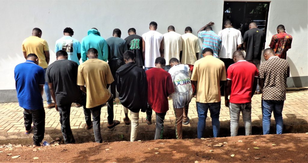 EFCC nabs 21 suspected Internet fraudsters in Enugu