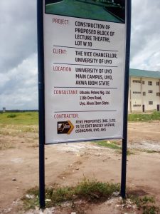 FG donates lecture theatre, offices to lecturers at UNIUYO