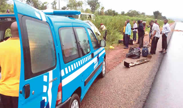 One feared dead, many injured in auto crash