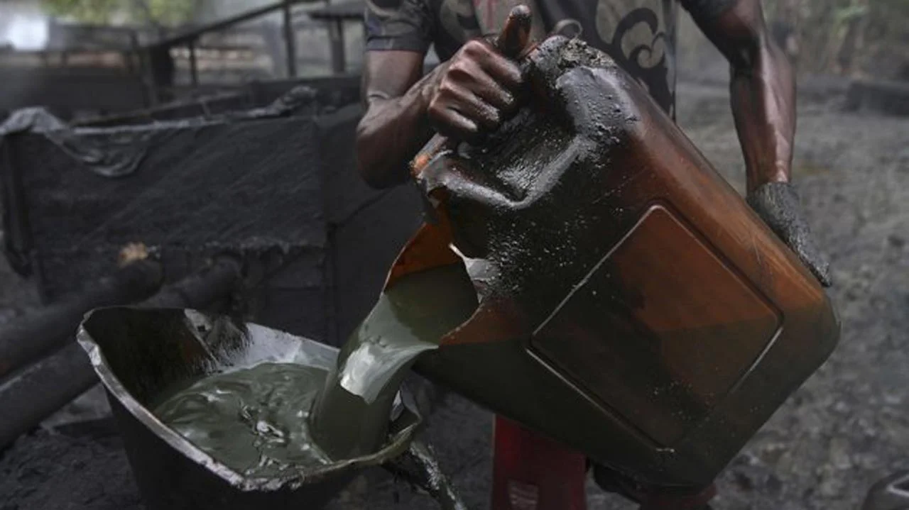 Security operatives intercept oil-theft syndicates in Delta State