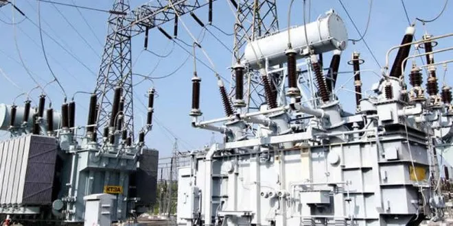 Nigerians thrown into darkness as National Grid collapses