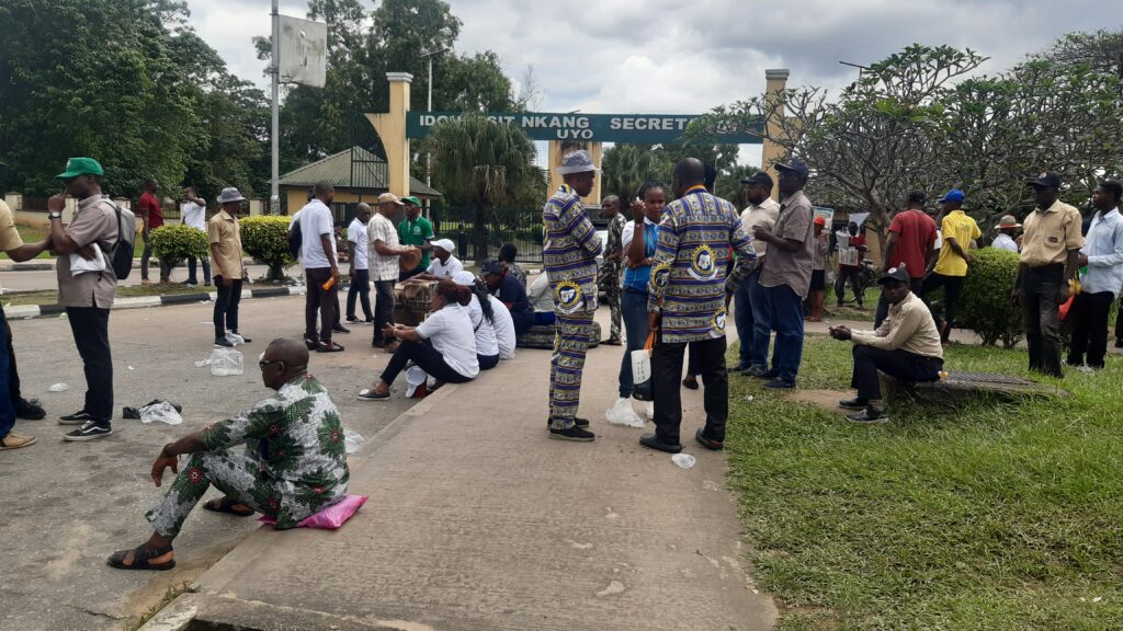 NLC protest: Commercial banks, public institutions shot in Uyo