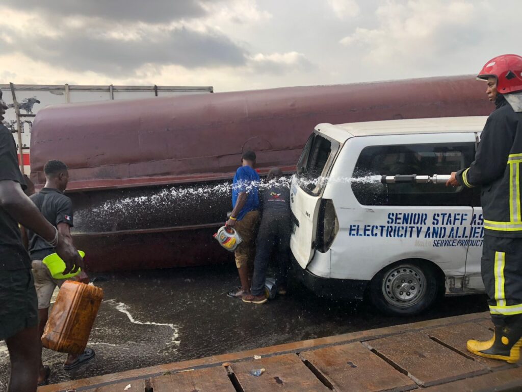 Tanker fire guts 11 vehicles in Lagos