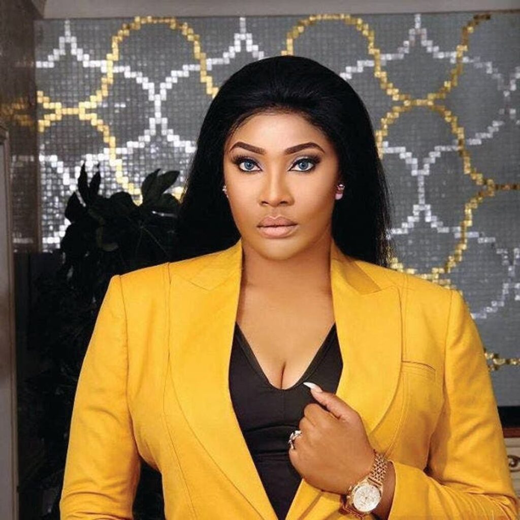 Actress Angela Okorie accuses Nollywood girls of snatching husbands, boyfriends