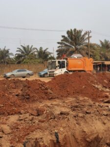Flooding: Communities begin rehabilitation of Igbe-Laara Road