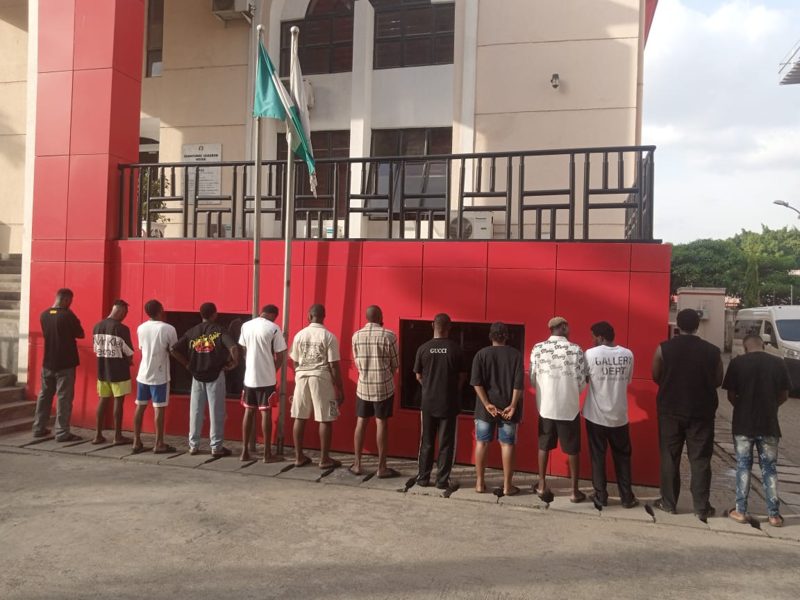 EFCC arrests 13 suspected Internet fraudsters in Abuja