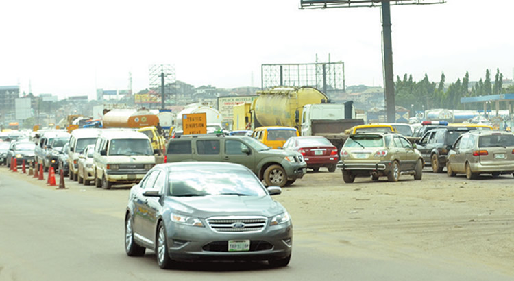 Hit-and-run driver kills two on Lagos-Ibadan Expressway