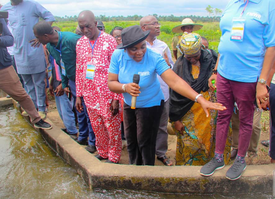 FG officials visit irrigation project in A'Ibom, tasks farmers on irrigation