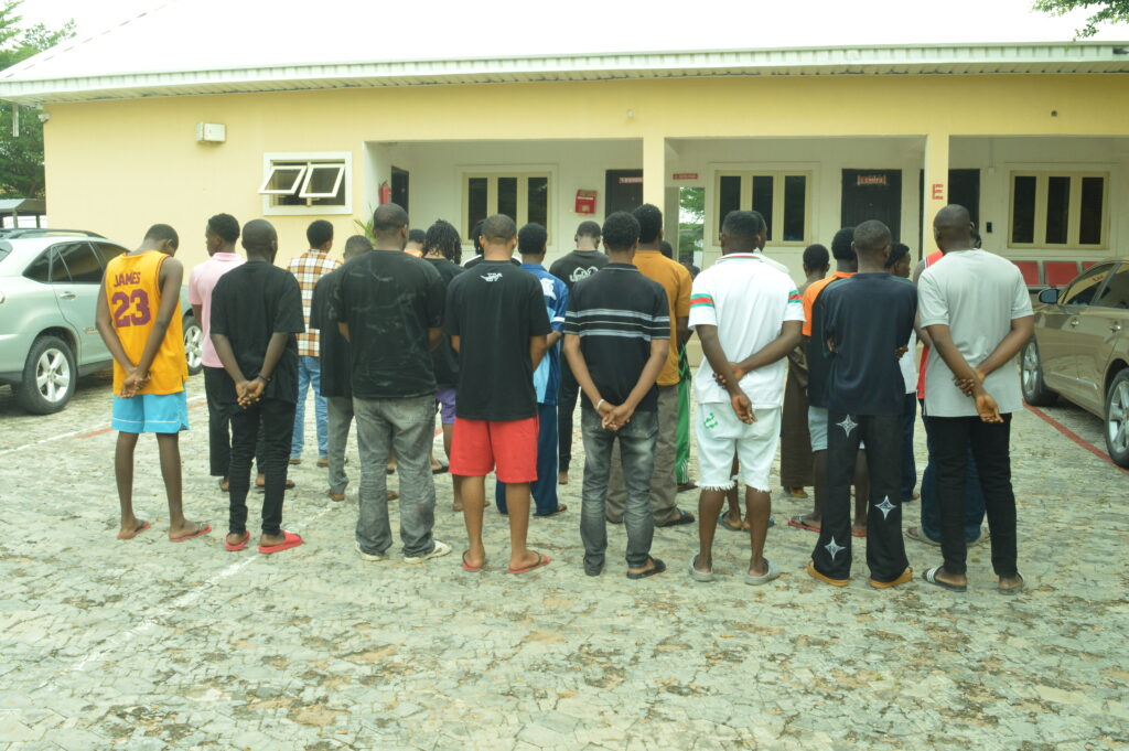 EFCC nabs 21 suspected Internet fraudsters in Yola