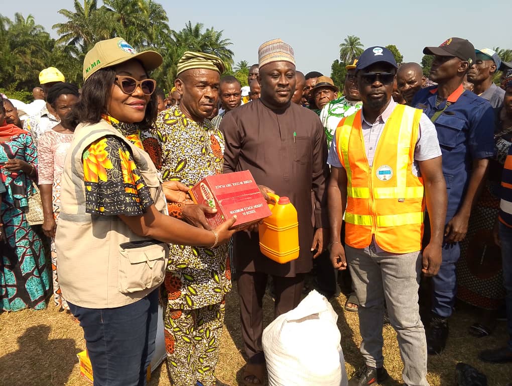 NEMA distributes relief items to flood victims in A'Ibom