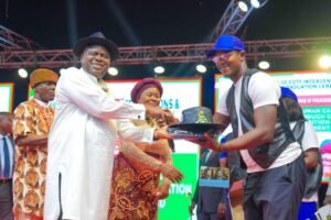 Bayelsa honours Jonathan, Dickson others, empowers 2,850 on skills acquisition