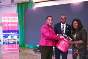 Techno Oil gifts LPG cylinders to A’Ibom women