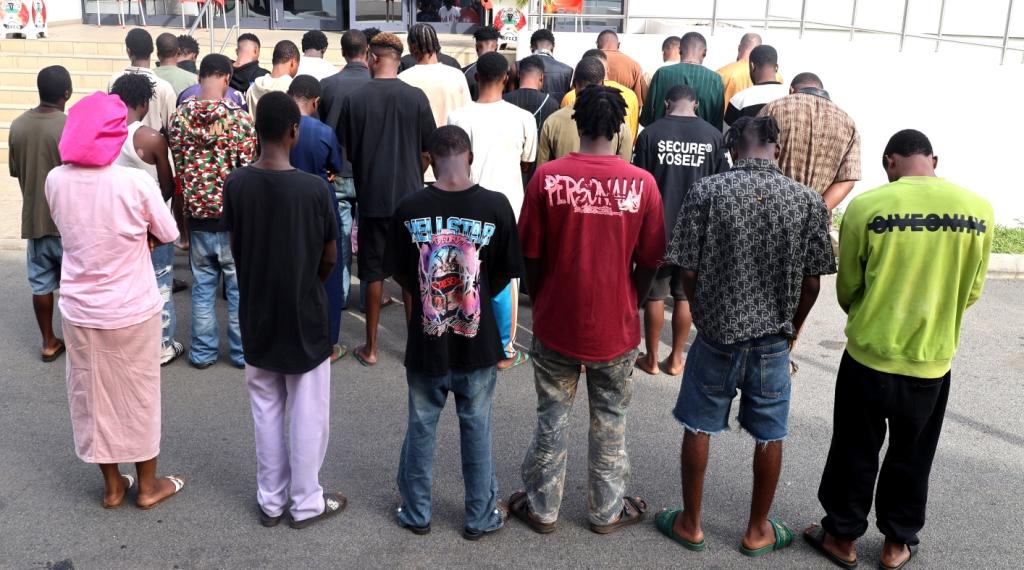 EFCC nabs 35 suspected Internet fraudsters in Auchi