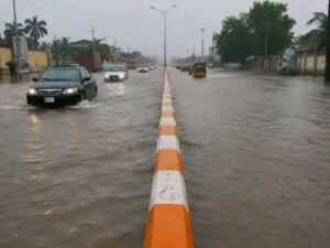 Residents of Uyo have called on the Akwa Ibom State Government to urgently tackle the city's persistent flooding following a downpour that inundated several communities on Wednesday, 8 July 2026, leaving homes and roads submerged, trapping residents indoors and disrupting movement across the state capital. Journalists and other residents lamented the scale of the flooding, attributing it largely to blocked and poorly maintained drainage systems.