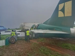 Enugu-air-skid-off_1784824708 (1)