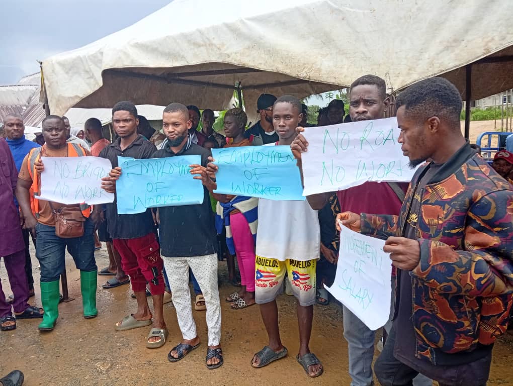 Akwa Ibom community protests bridge collapse, oil firms' neglect