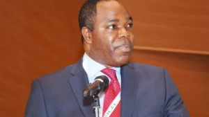 N15.6bn fraud: EFCC re-arraigns former Skye Bank Chair Ayeni