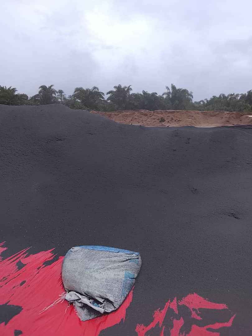 Black sand boom threatens Unyenge's survival