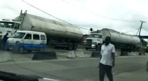 Warri residents raise alarm over suspected illegal oil bunkering