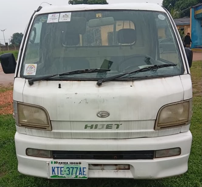 Police recover stolen vehicle, arrest two suspects