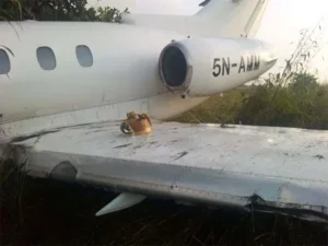 Fatal collision as plane makes emergency landing on road
