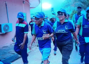 Obasanjo leads senior citizens on fitness walk