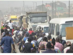 Kara Bridge repairs cripple Lagos-Ibadan Expressway