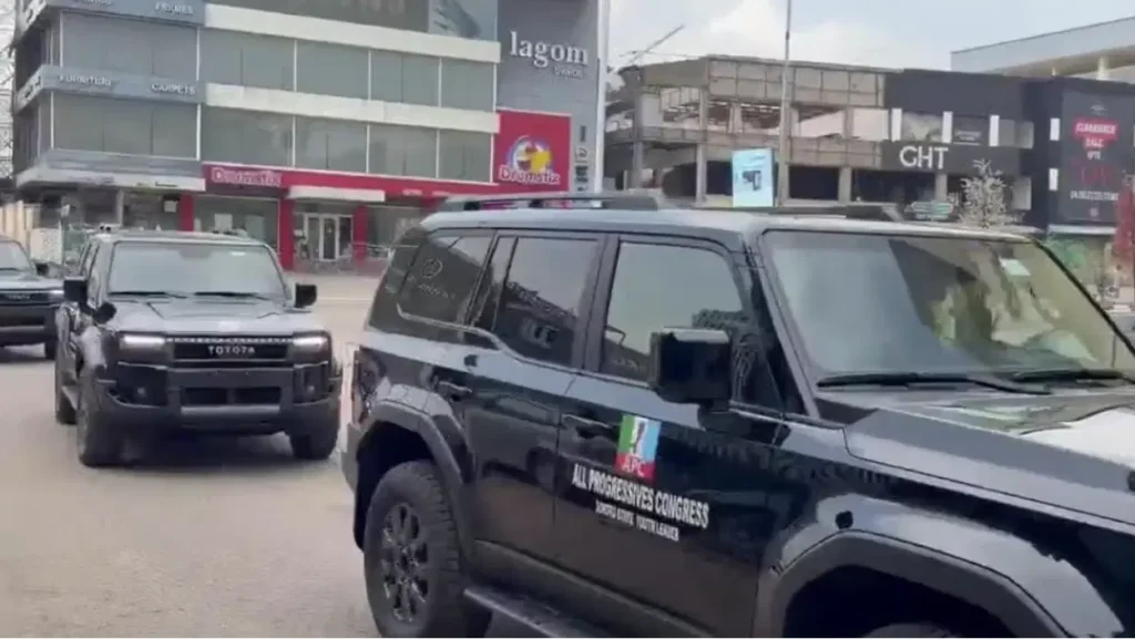 Utomi slams APC over luxury SUVs for youth leaders